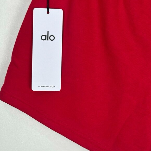 Alo Yoga Accolade Crew Neck Pullover And Accolade Short Set In Bold Red - Picture 11 of 15